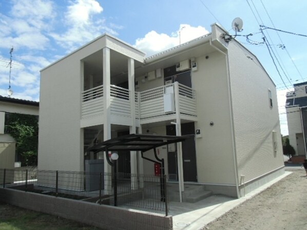 レオネクストウィステリアRの物件外観写真